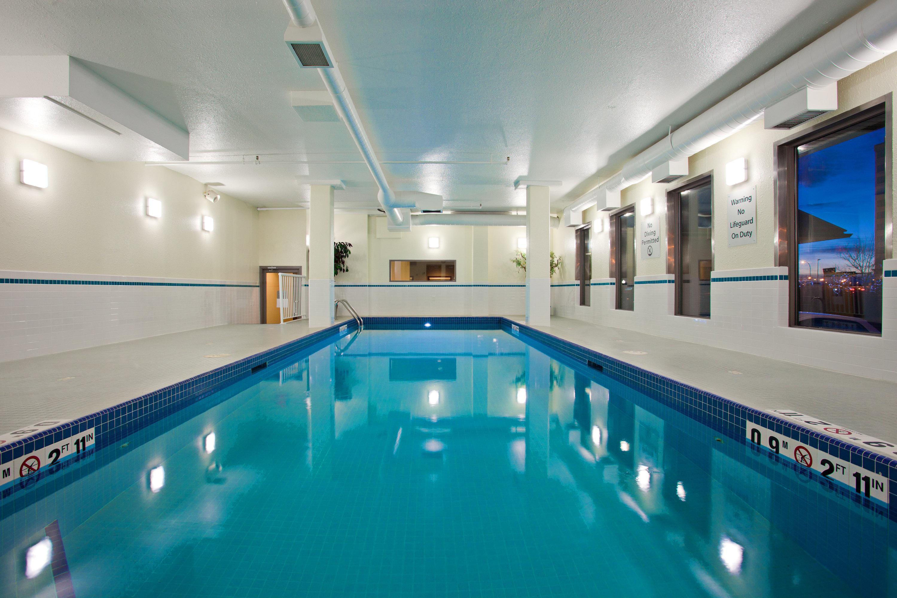 Holiday Inn Conference Centre Edmonton South By Ihg Bagian luar foto