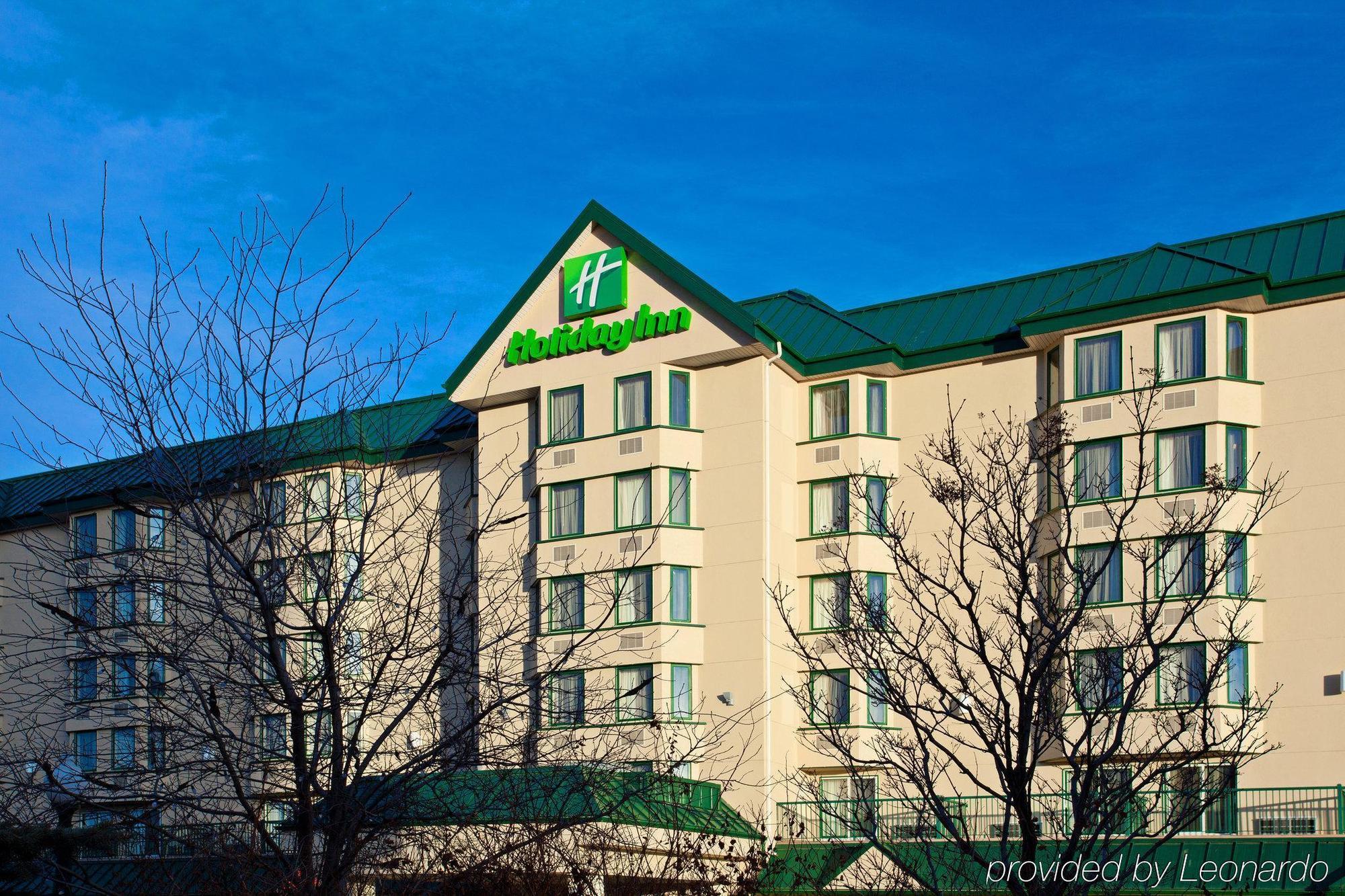 Holiday Inn Conference Centre Edmonton South By Ihg Bagian luar foto