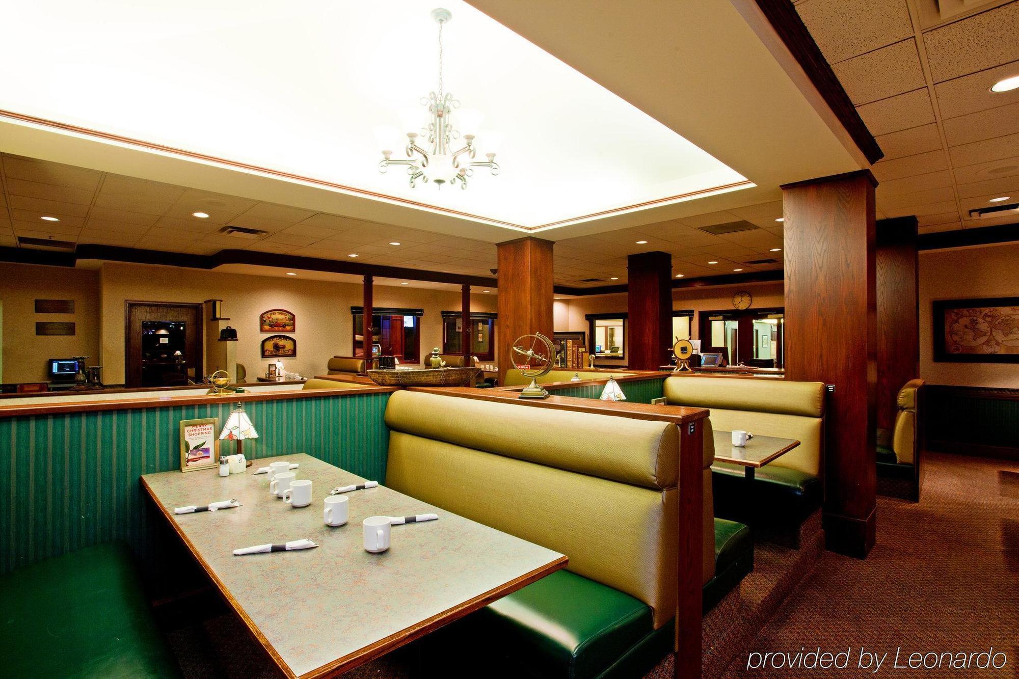 Holiday Inn Conference Centre Edmonton South By Ihg Restoran foto