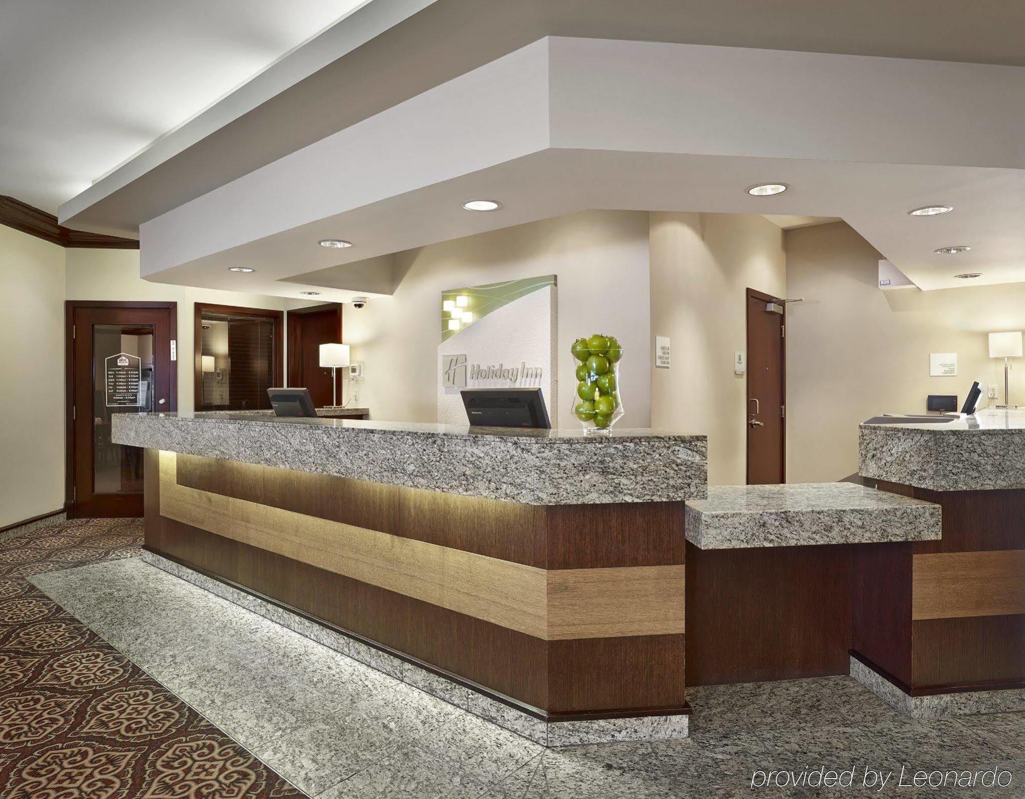 Holiday Inn Conference Centre Edmonton South By Ihg Bagian luar foto