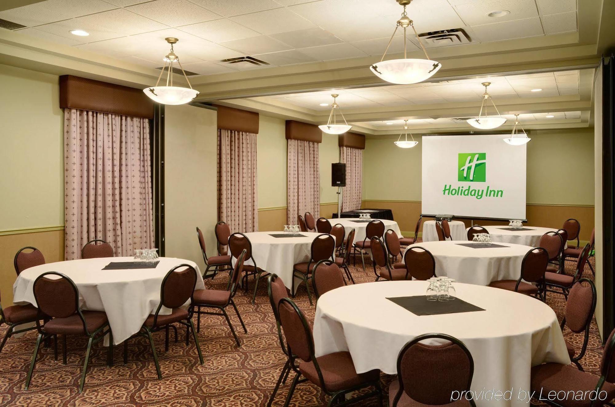 Holiday Inn Conference Centre Edmonton South By Ihg Bagian luar foto