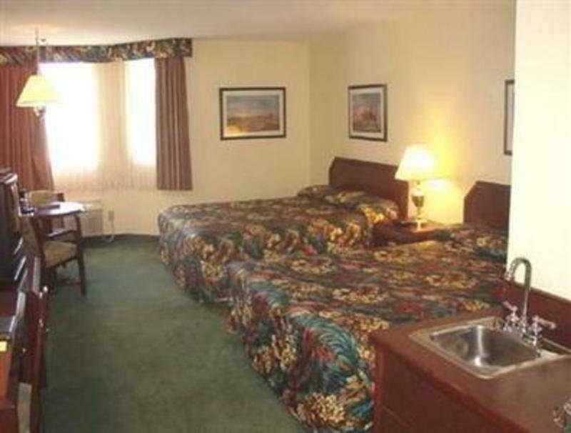 Holiday Inn Conference Centre Edmonton South By Ihg Bagian luar foto
